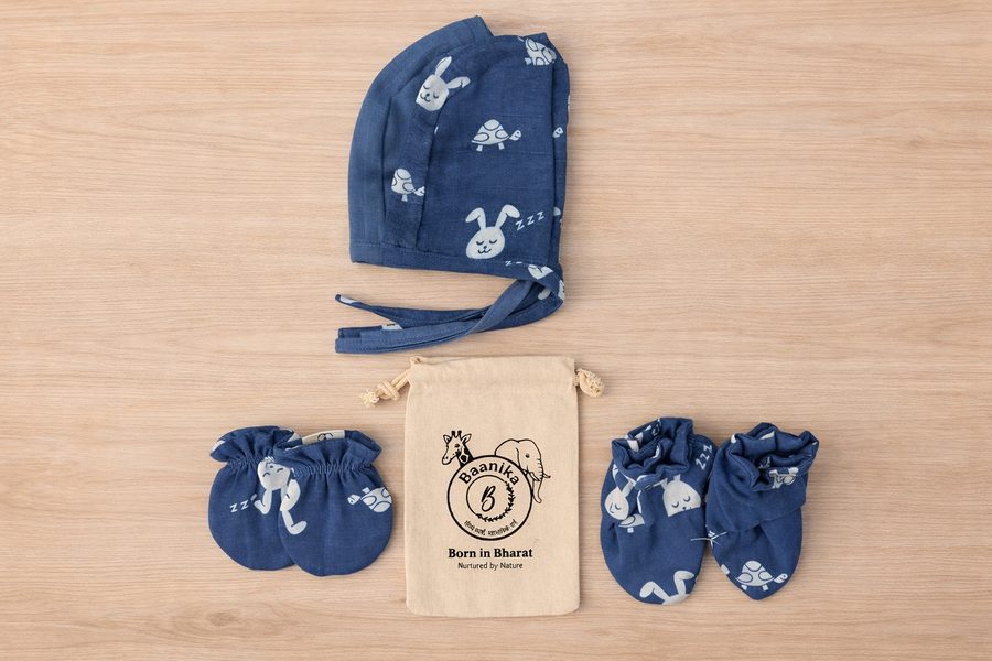 Organic Muslin Cap, Booties and Mittens Set