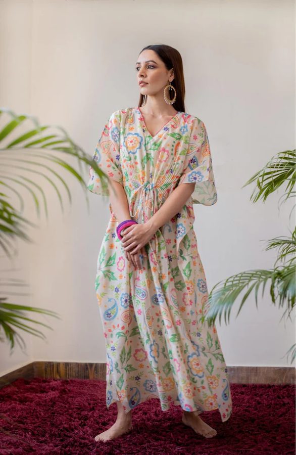 Ivory Paisley Pintuck Kaftan